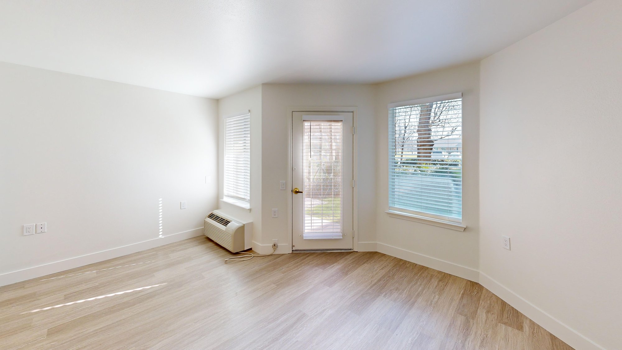 Sierra-Hills-IL-Studio-391-sqft-Living-Space--1