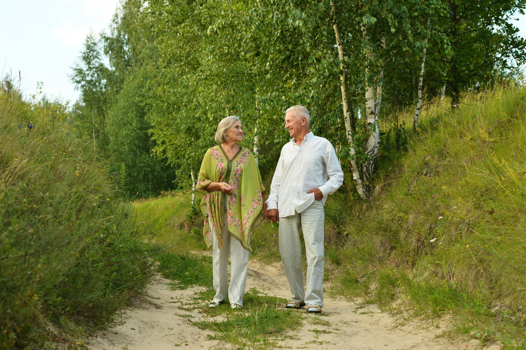 Nature Walks Seniors Can Enjoy at Their Own Pace