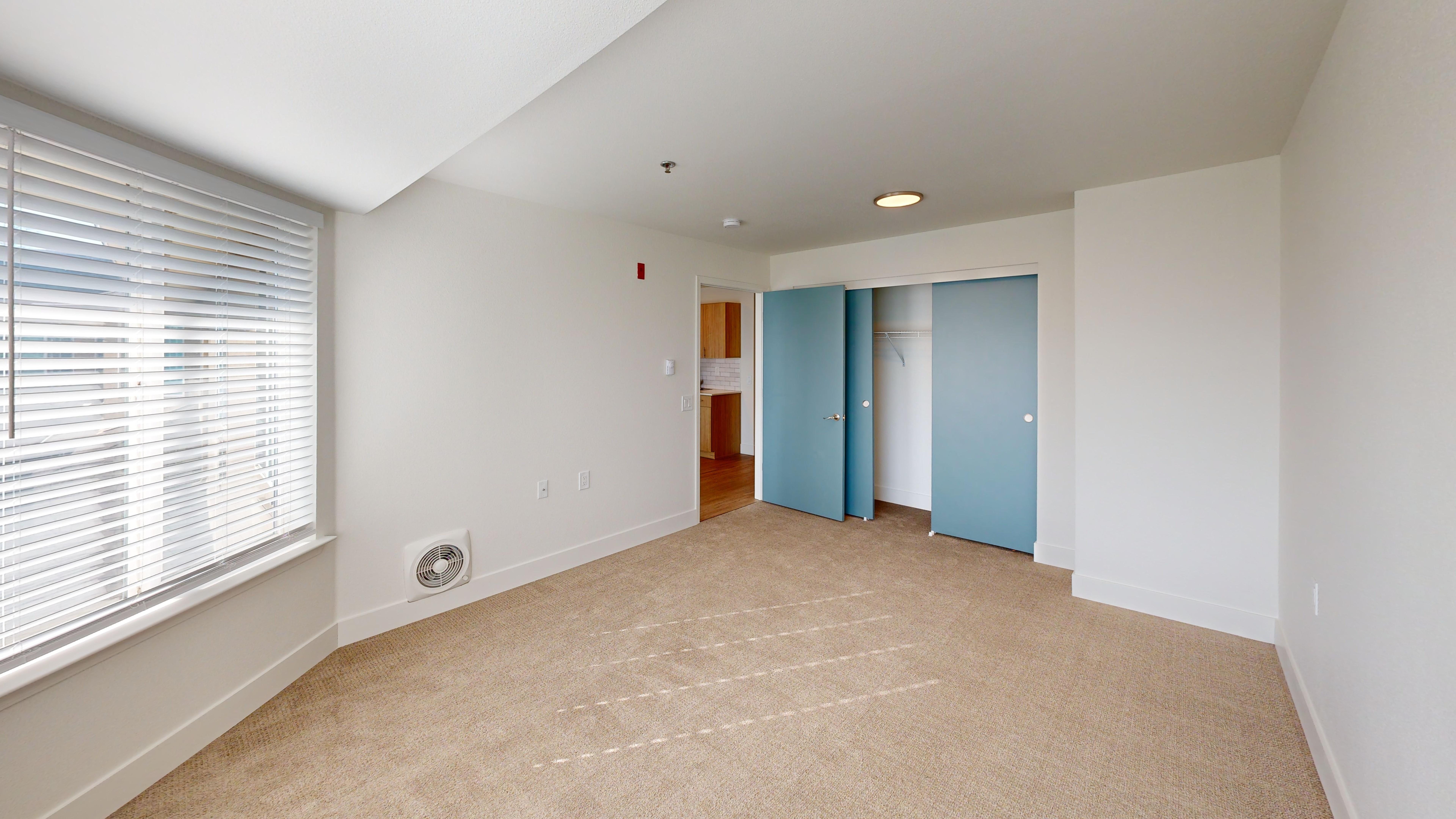 Sierra-Hills-IL-1-bed-561-sqft-Bedroom
